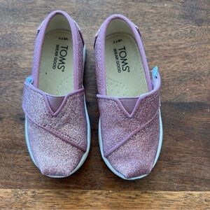 TOMS Kids Shimmering Pink Moccasins